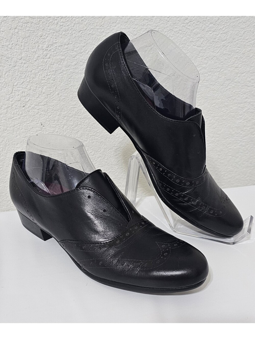 Munro 'Yale' Laceless Oxford - Black Leather - Size 9 N